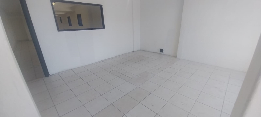 To Let commercial Property for Rent in Kensington Western Cape